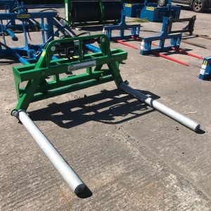 Cashels Hydraulic Vari-Width Bale Handler