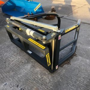 Fleming Out Front Big Bale Grabber