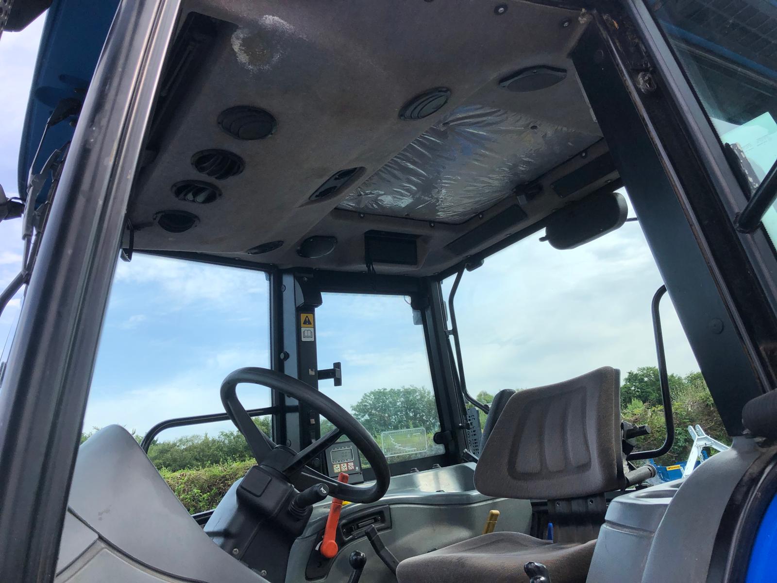 New Holland TL70