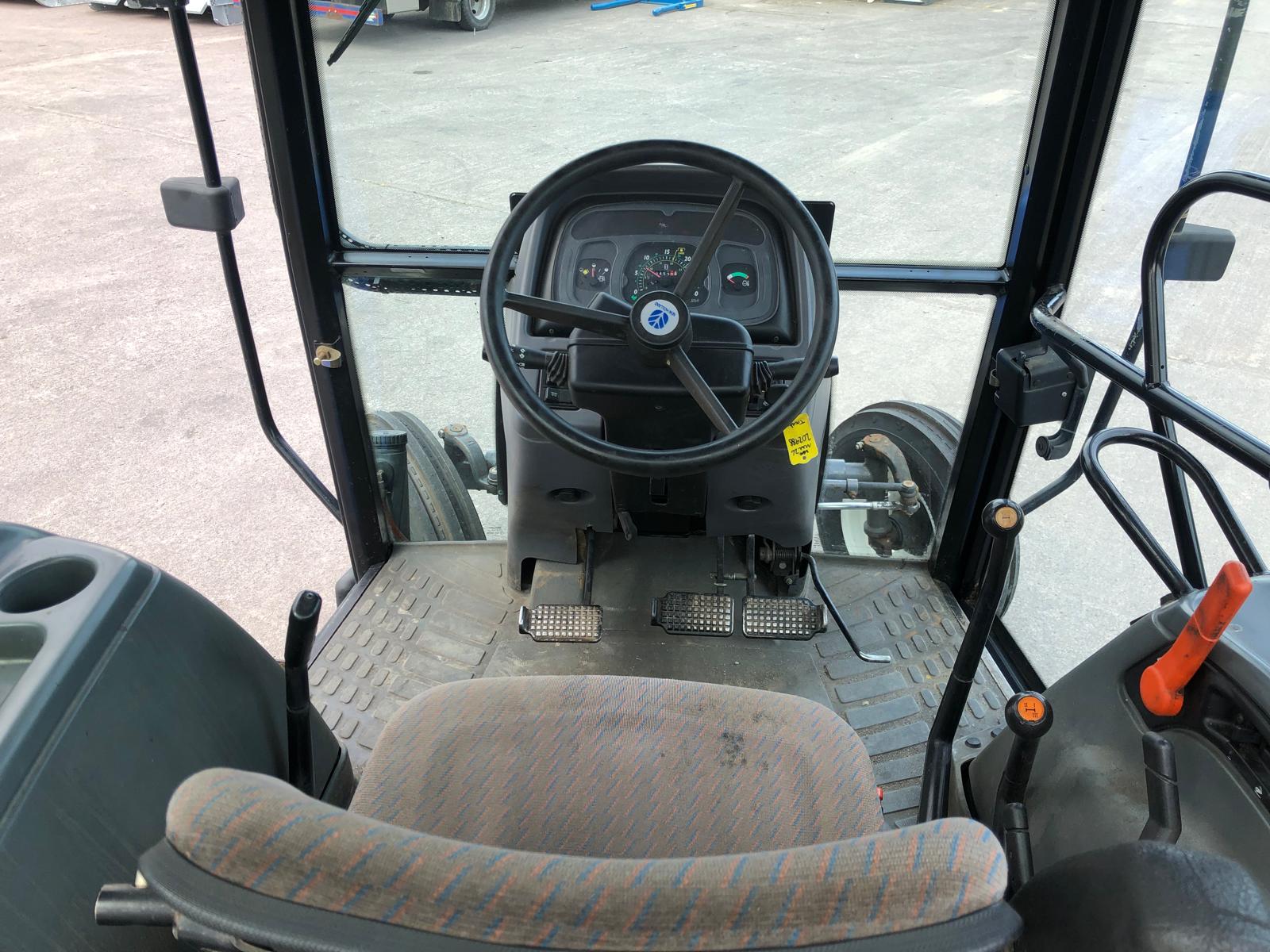 New Holland TL70